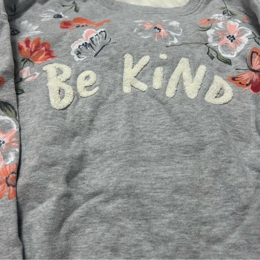 Size Large GIRLS “be kind” Floral Crewneck Sweatshirt E2